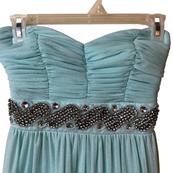 Trixxi Strapless Gown Maxi Dress - Picture 5 of 8